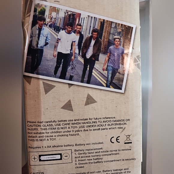 2014 One Direction Limited Edition Swivel Clock To Mirror, New Open - Picture 6 of 9